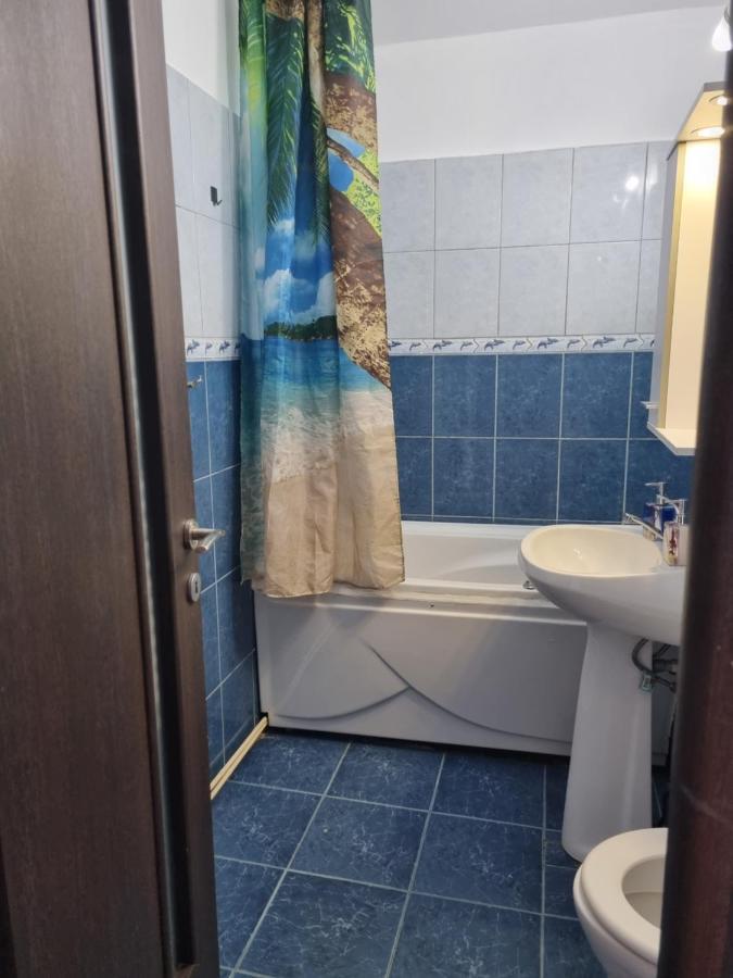Ferienwohnung Marya'S Râmnicu Vâlcea Exterior foto