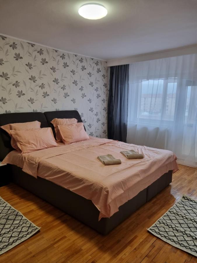 Ferienwohnung Marya'S Râmnicu Vâlcea Exterior foto