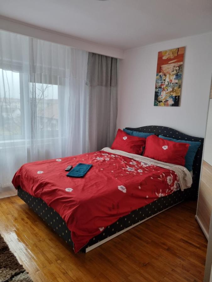 Ferienwohnung Marya'S Râmnicu Vâlcea Exterior foto